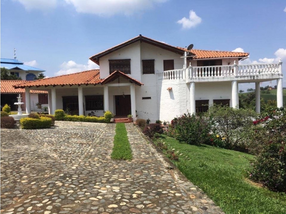 La Buitrera Acuarela - Casa campestre en venta Palmira Valle