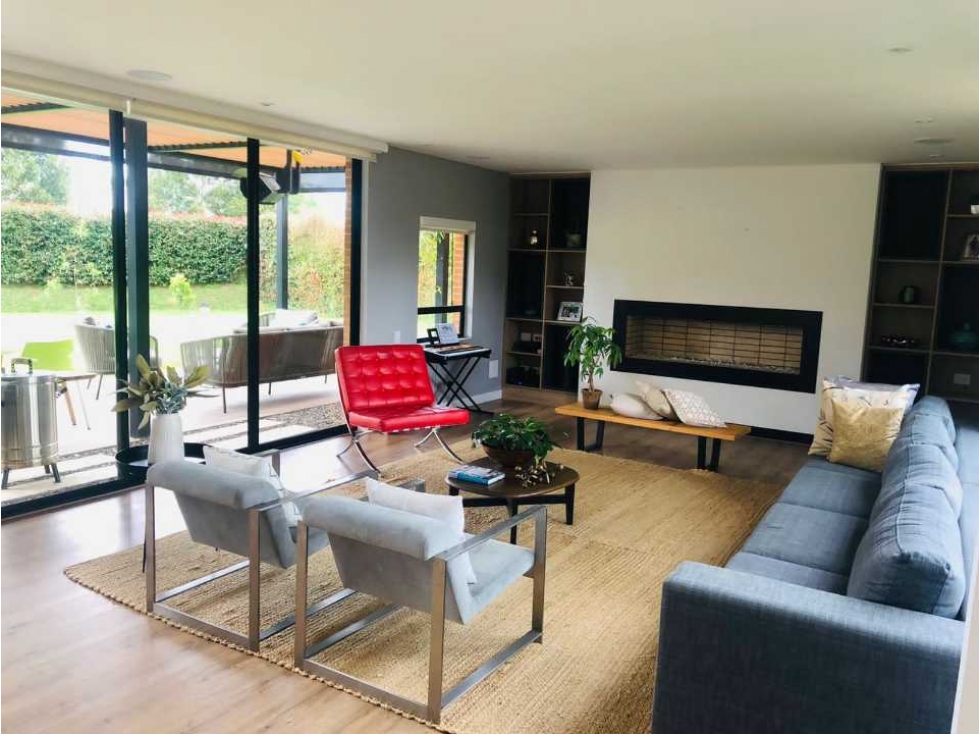 La Calera, conjunto, VENTA, 285mts, 3 habitaciones, jardín!