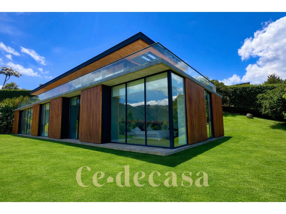 LA CASA DE LA VISTA INFINITA - REVISTA AXXIS