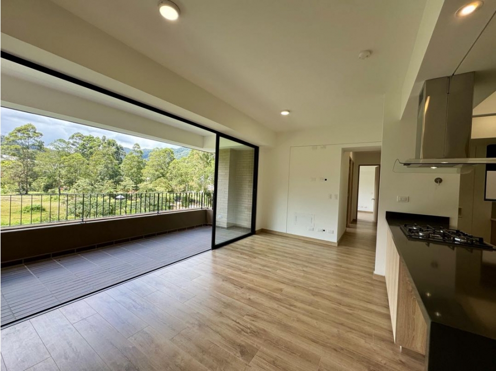 (LA) Espectacular apartamento campestre para estrenar en el Retiro — foto 2