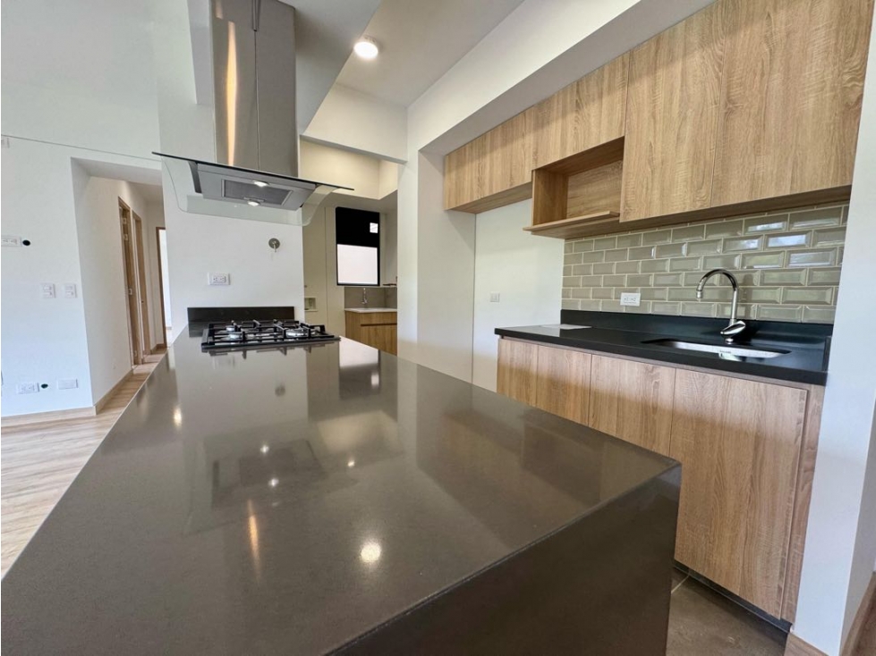 (LA) Espectacular apartamento campestre para estrenar en el Retiro — foto 6