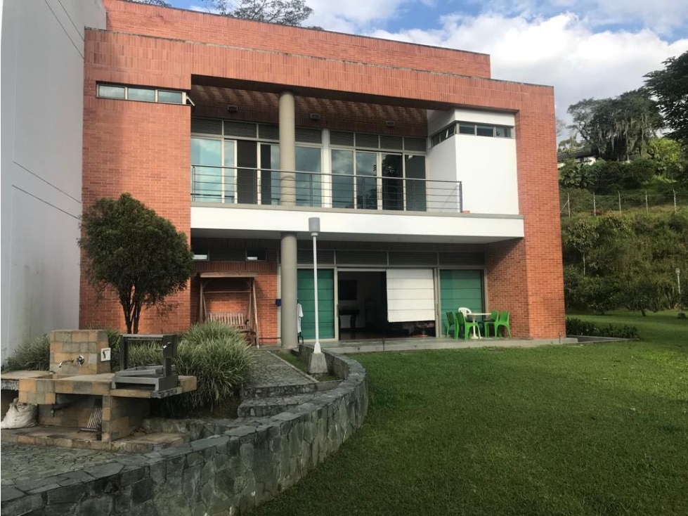(LA) For sale - For rent Casa en el escobero