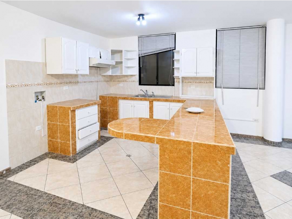LA PRIMAVERA 2, SUITE EN RENTA, 80M2, 1 PARQUEADERO - 2