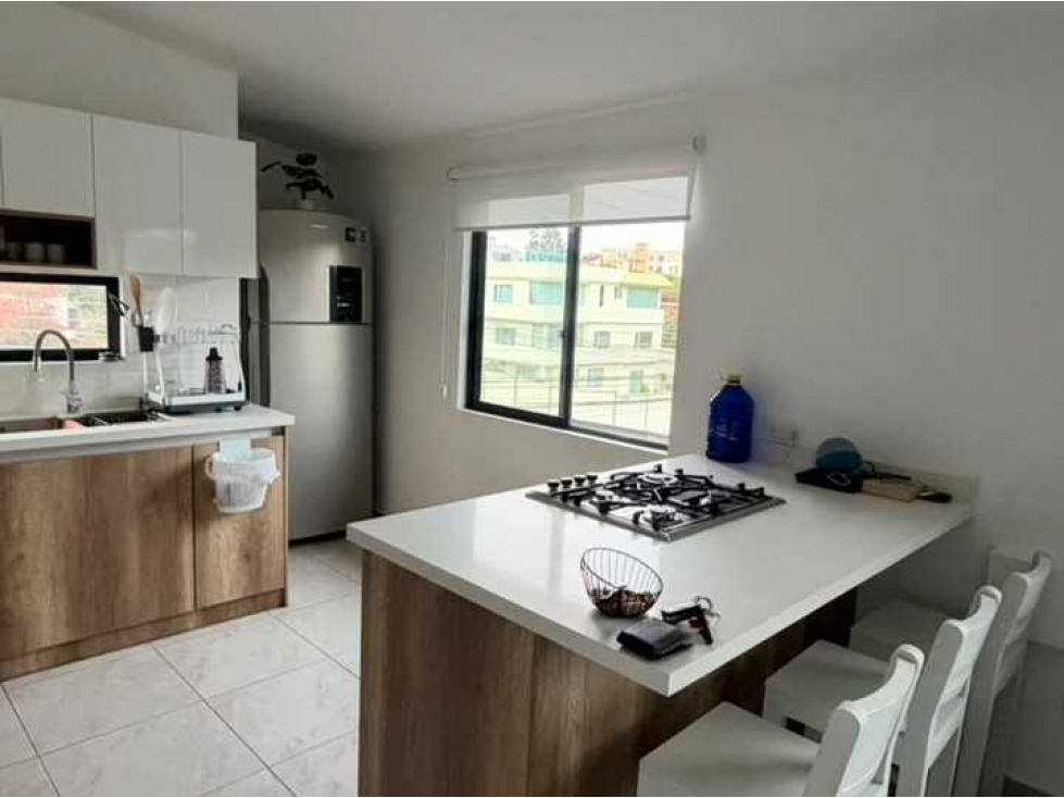 LA PRIMAVERA, SECTOR CUMBAYÁ, SUITE EN RENTA, CON 60m2 — foto 5
