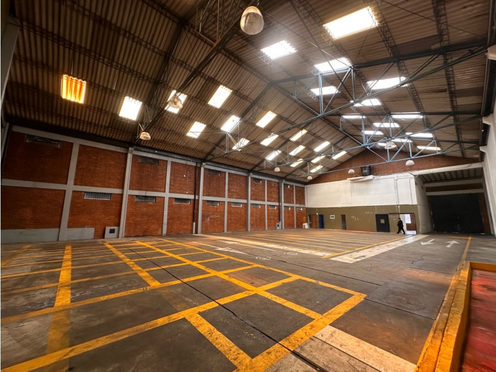 ¡La Ubicación que su Empresa Necesita! Bodega 490 m² Parque Industrial