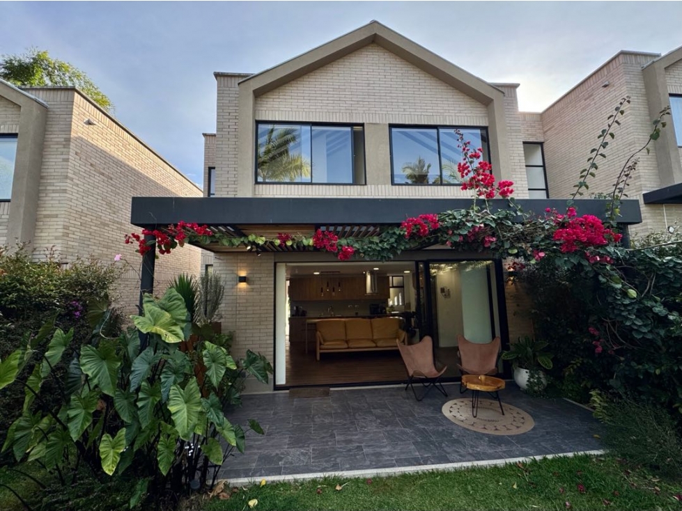 (LA) Vive en la parcelacion mas completa del retiro, Casa en renta. — foto 2