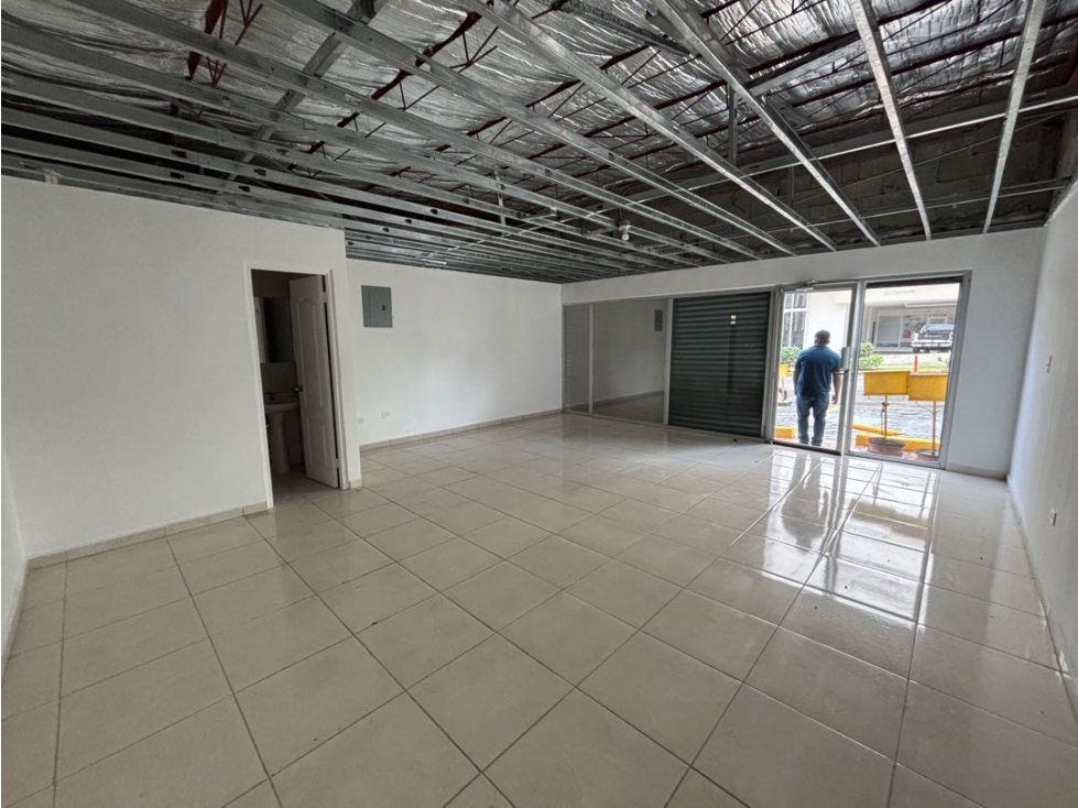 ALQUILER LOCAL COMERCIAL EL CARMEN [DV] - 2