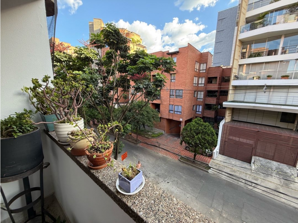 Laureles tercer piso en Edificio sin ascensor