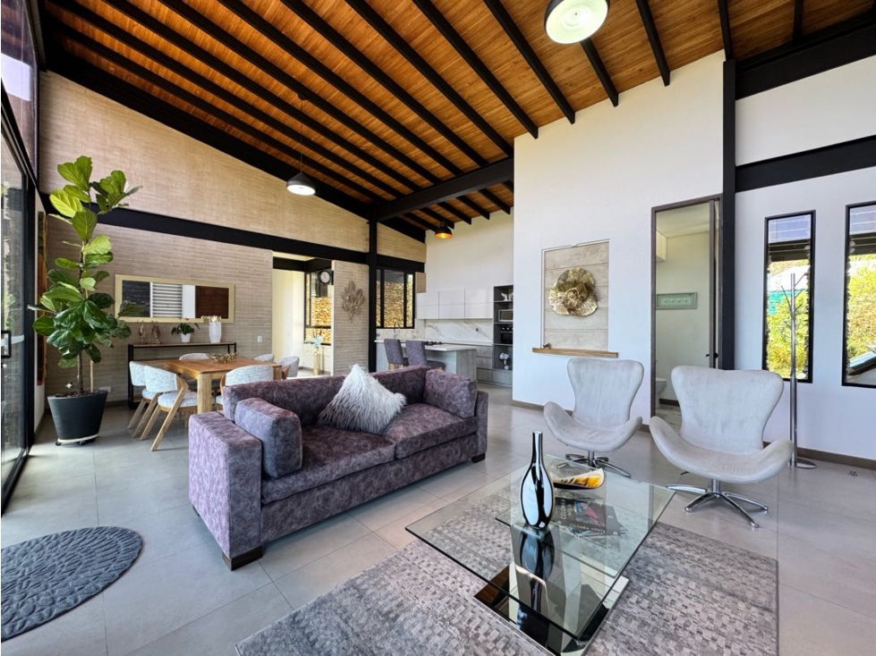 (LA)Venta | Casa exclusiva en ubicación privilegiada en el retiro — foto 3