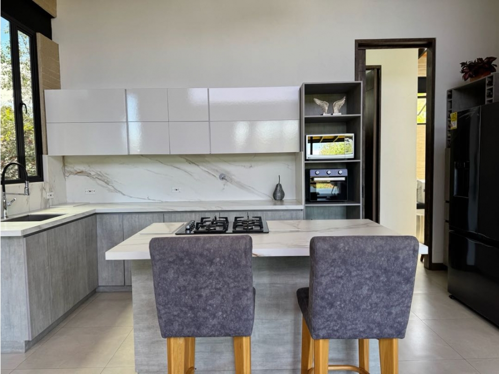 (LA)Venta | Casa exclusiva en ubicación privilegiada en el retiro — foto 5