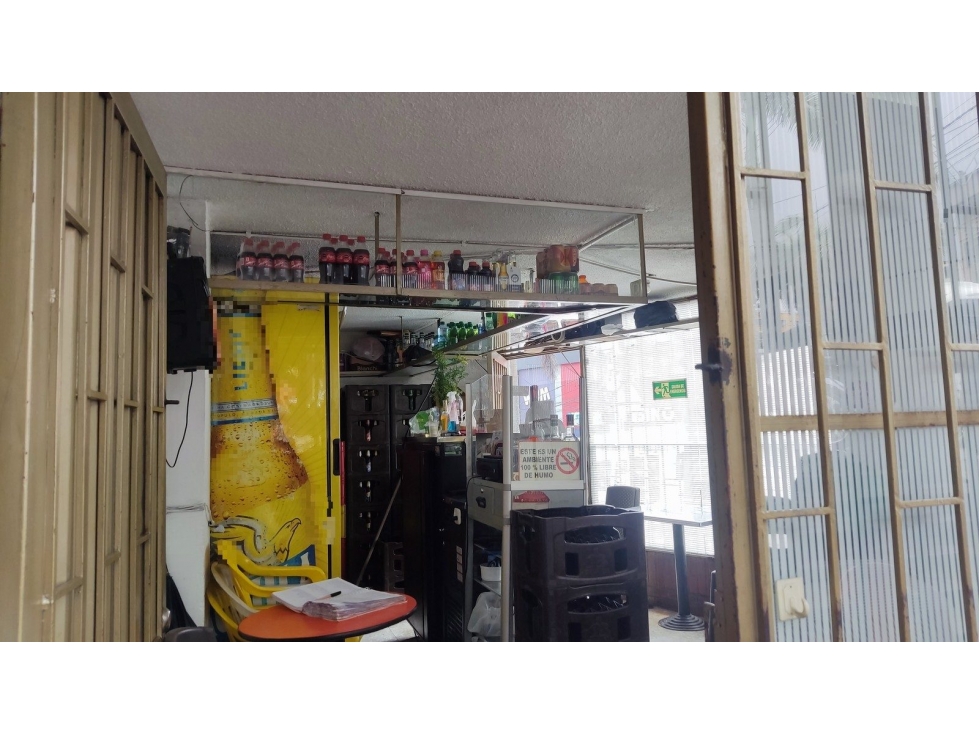LC 102 CC AVENIDA LAS PALMAS AV LAS PALMAS 8 05 - 4