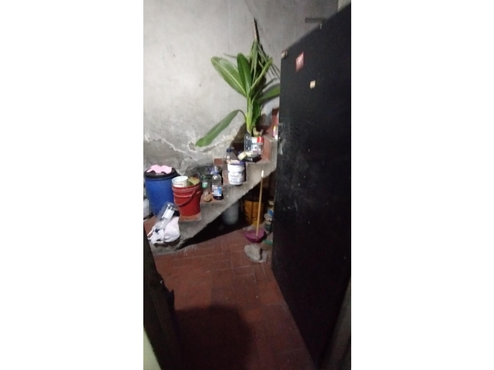 LC 1 CL 52 22 05 13 25 BRR LA NUEVA FLORESTA CR 22 52 04 - 5