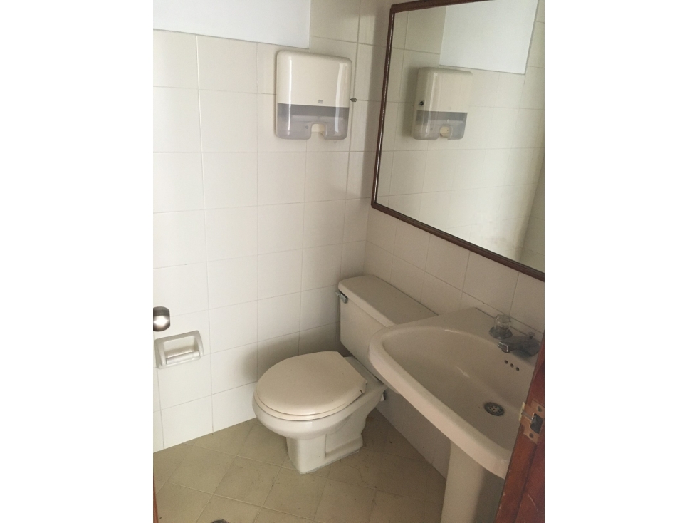 LC 202 CC CUIDAD JARDIN CL 18 106 98 — foto 4