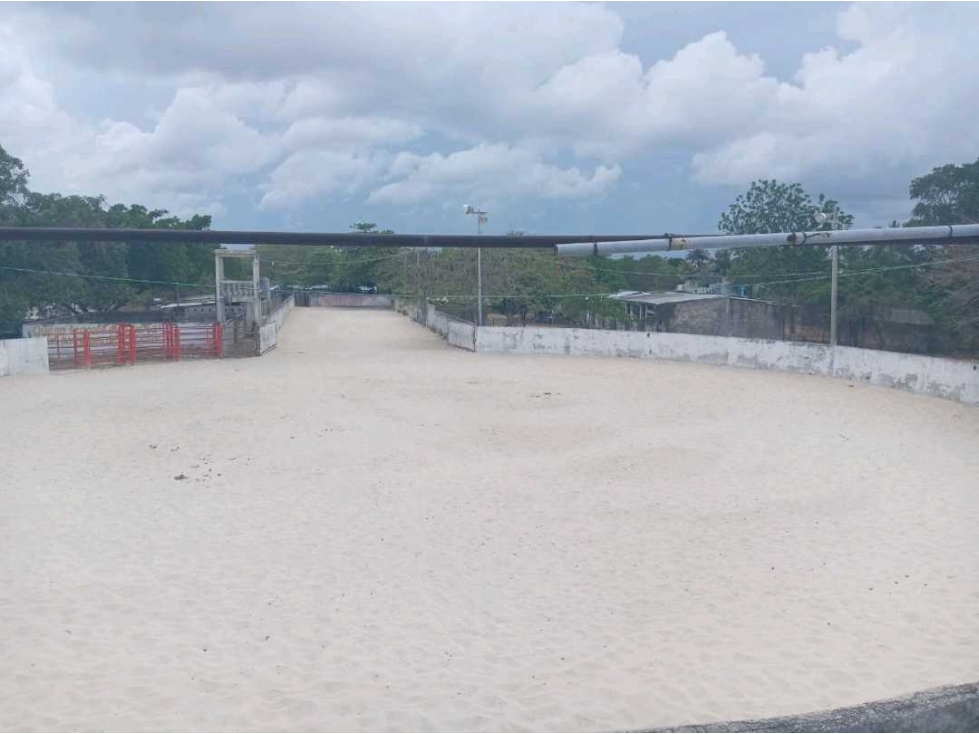 Lienzo Charro en venta en Cancun México - 1