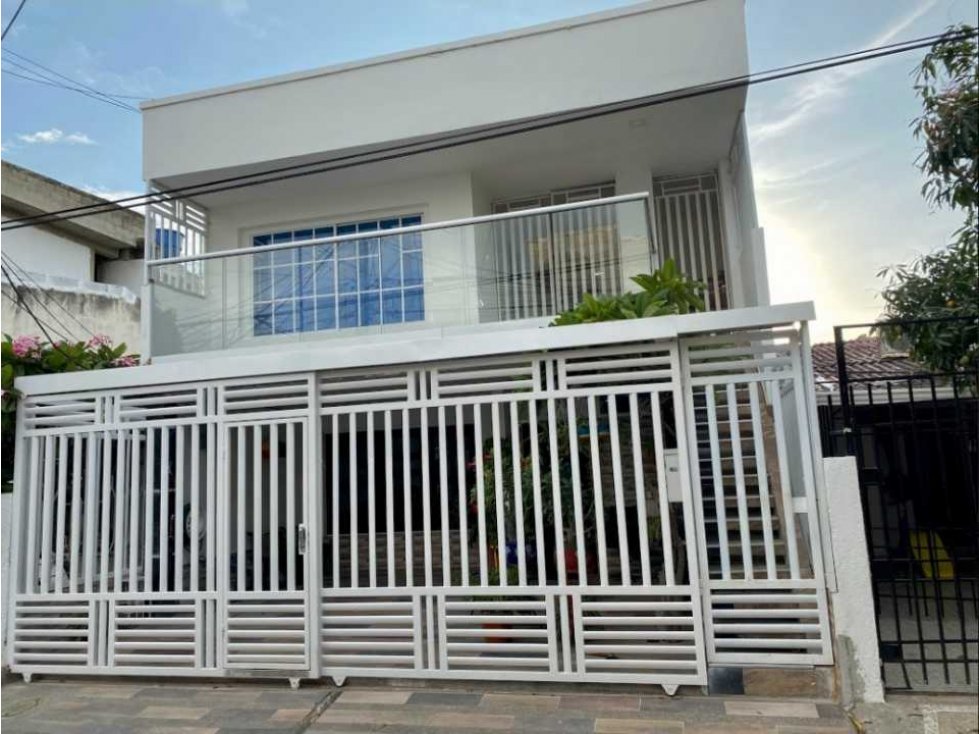 Linda casa de 2 pisos bifamiliar villa ely, mamatoco 011
