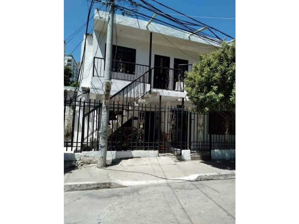 Linda casa multifamiliar de 2 pisos con 6 apartamentos, san francisco — foto 2