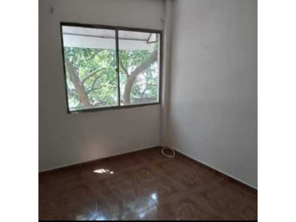 Linda casa multifamiliar de 2 pisos con 6 apartamentos, san francisco — foto 6