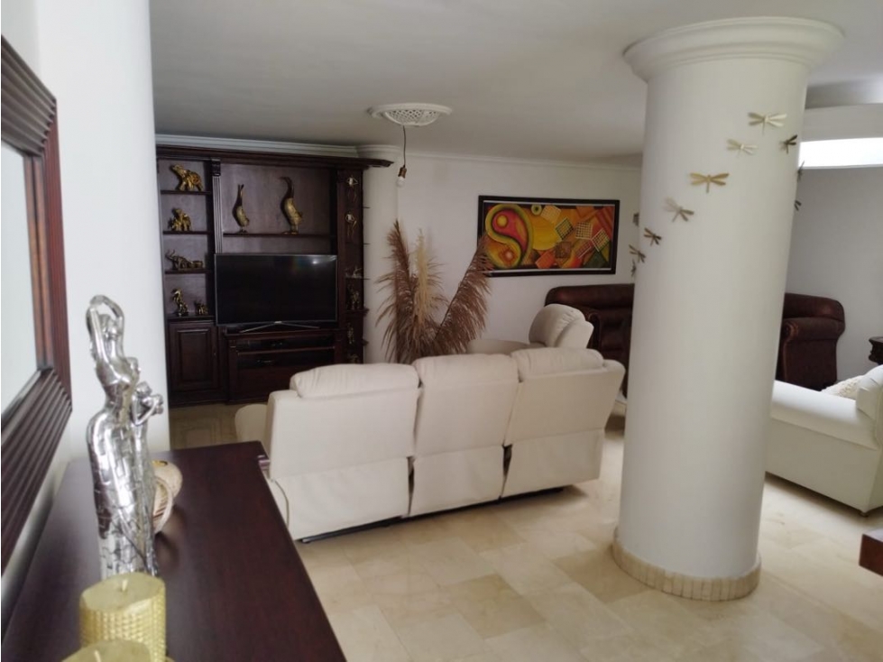 LINDA CASA EN ENVIGADO X GUADALCANAL CERCA AL CITY PLAZA — foto 3