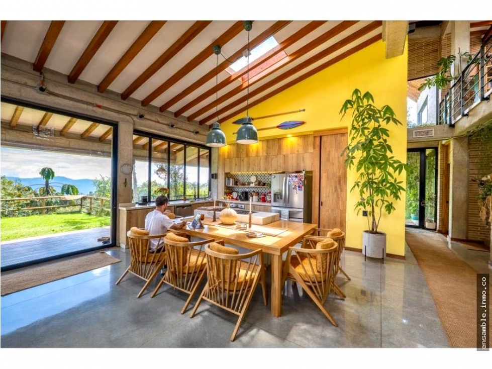 Linda casa en Loma del Escobero Alto (*) — foto 3