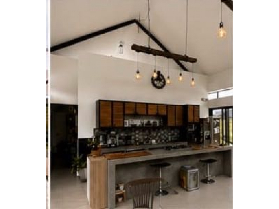 Linda casa en Loma del Escobero Alto (*) — foto 4