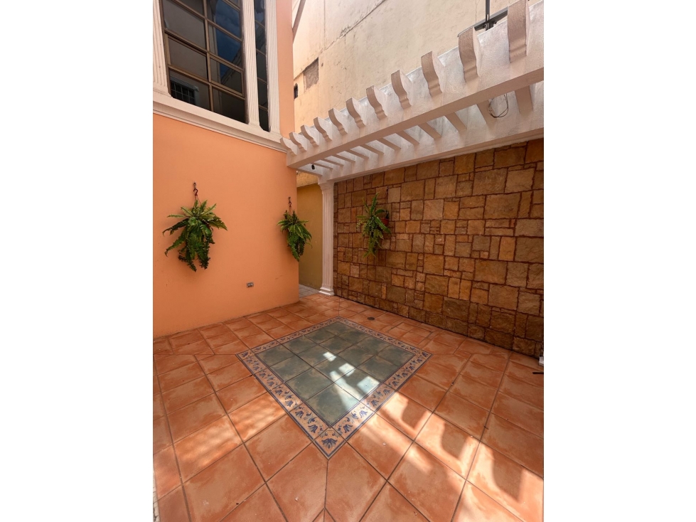 Linda Casa en Venta - Santa Cecilia