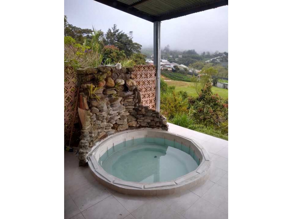 LINDA CASA FINCA EN VENTA EN EL CARMEN DE VÍBORAL Y BUENA TOPOGRAFÍA. — foto 4