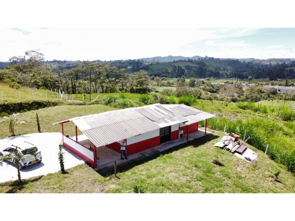 LINDA CASA FINCA EN VENTA EN EL CARMEN DE VÍBORAL ~ VÍA RIONEGRO. — foto 6
