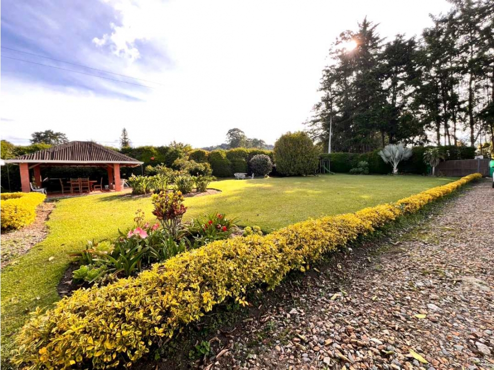 LINDA CASA FINCA EN VENTA EN LA VEREDA CABECERAS -LLANOGRANDE RIONEGRO — foto 5