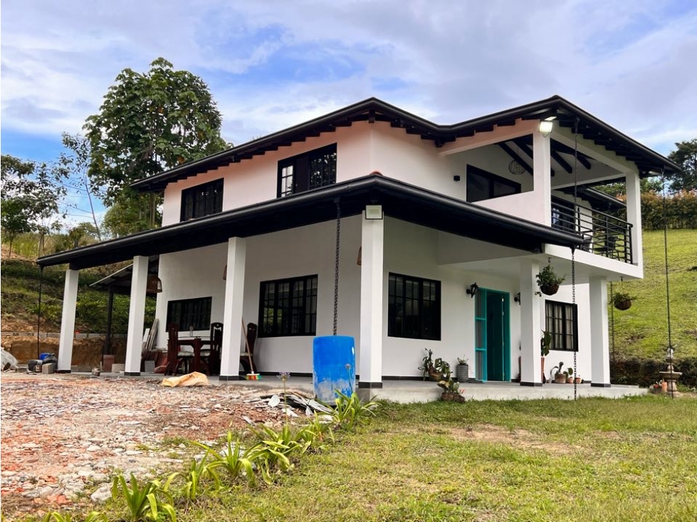 LINDA CASA FINCA PARA ESTRENAR EN VENTA - SECTOR AGUAS CLARAS. — foto 3