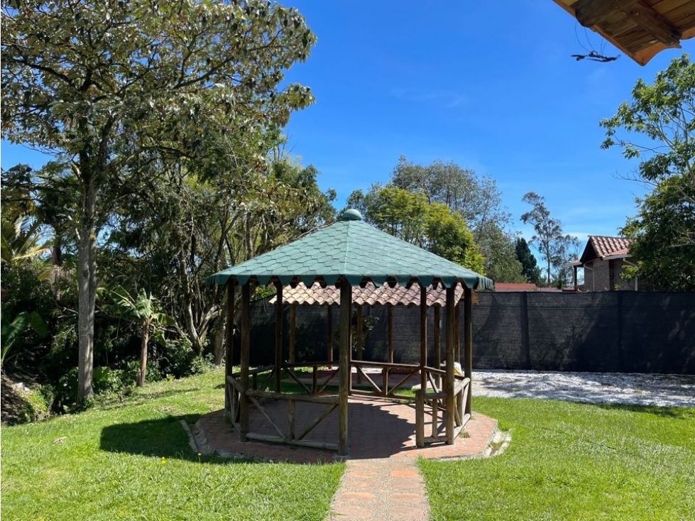LINDA CASA FINCA TIPO CABAÑA EN VENTA CON EXCELENTE UBICACIÓN... — foto 5