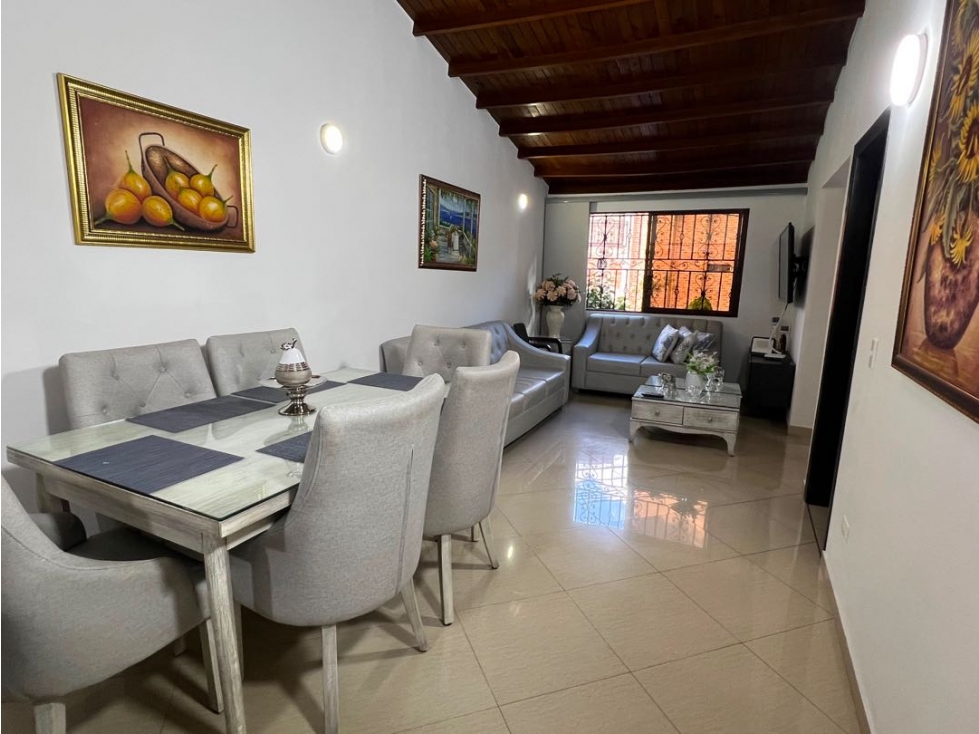 LINDA CASA LOTE| BARRIO CABAÑAS, BELLO EN VENTA F578