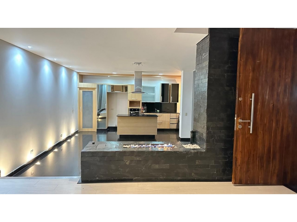 Linda casa moderna en Loma del Escobero Alto (*) — foto 4