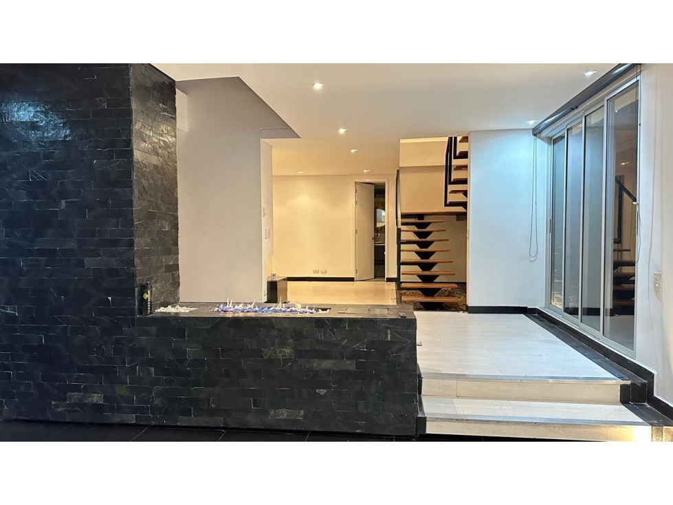 Linda casa moderna en Loma del Escobero Alto (*) — foto 5