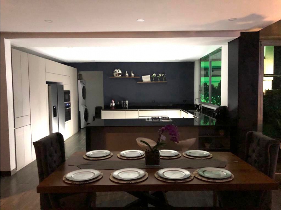 Linda casa moderna en Loma del Escobero Alto (*) — foto 4