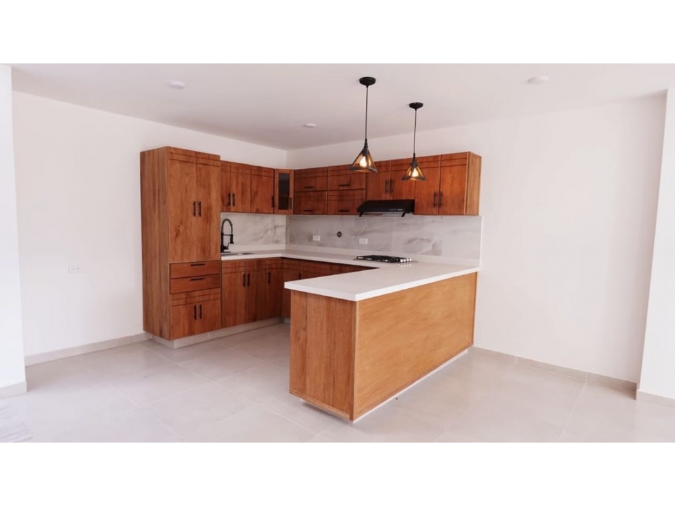 Casa para la Venta en La Ceja Antioquia - 1