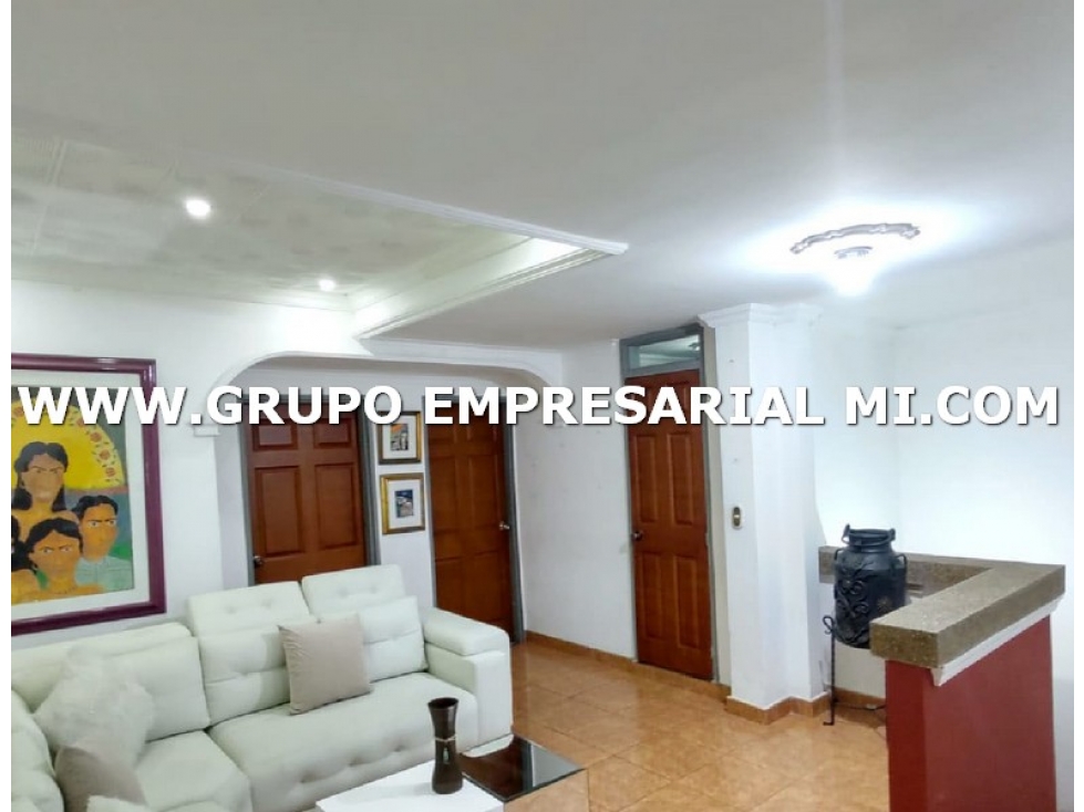 CASA UNIFAMILIAR EN VENTA - SECTOR LA CASTELLANA COD: 26381