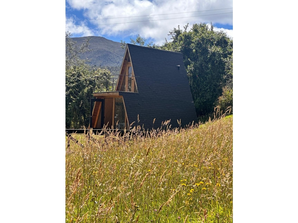 LINDA FINCA EN VENTA GUASCA CON TERRENO ENTRE MONTAÑA! - 1