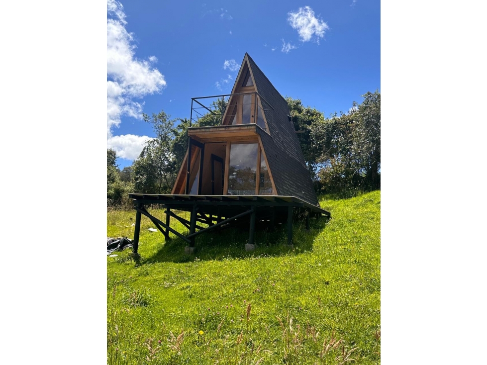 LINDA FINCA EN VENTA GUASCA CON TERRENO ENTRE MONTAÑA! - 2