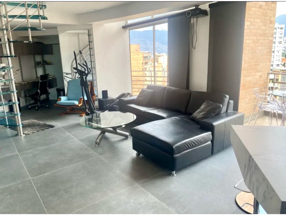 Lindo Apartaestudio Duplex Sector Santa Teresita con Vista a la Ciudad