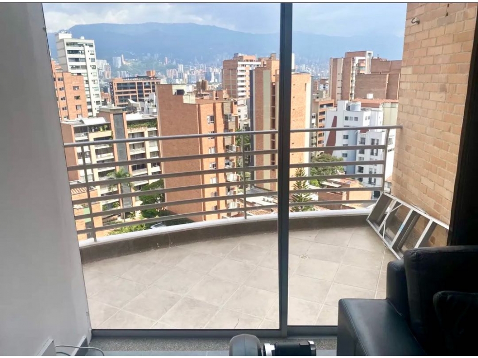 Lindo Apartaestudio Duplex Sector Santa Teresita con Vista a la Ciudad — foto 3