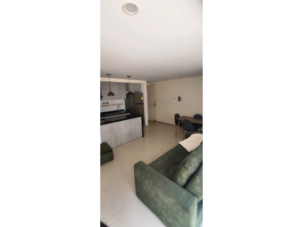 Lindo apartamento de 79 M2 en 349 mill negociables en La Mesa Cund — foto 2