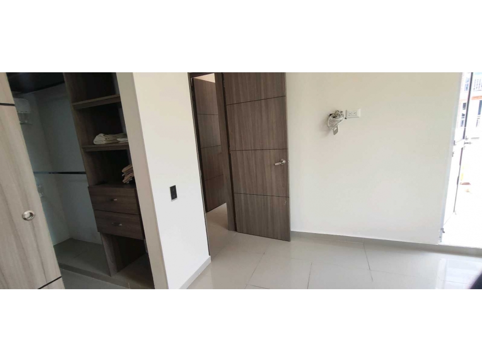 Lindo apartamento de 79 M2 en 349 mill negociables en La Mesa Cund — foto 4