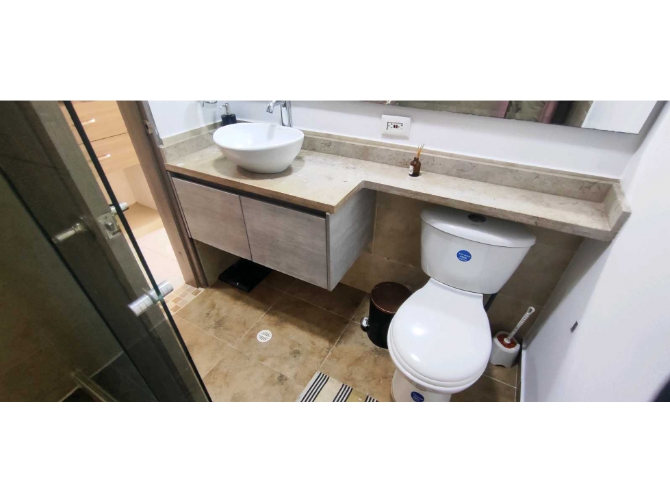 Lindo apartamento de 79 M2 en 349 mill negociables en La Mesa Cund — foto 6