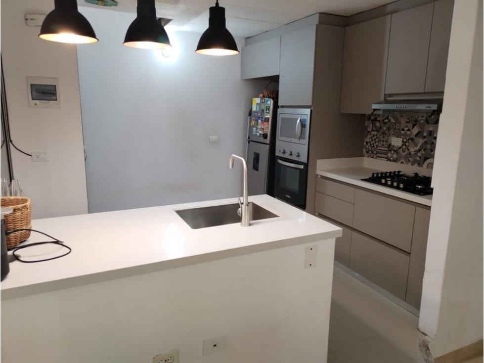 APARTAMENTO DE SEGUNDO Y TERCER PISO MÁS MANSARDA EN VENTA - GANGA — foto 3