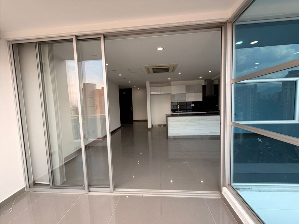 Lindo Apartamento Penthouse Duplex en Laureles — foto 4