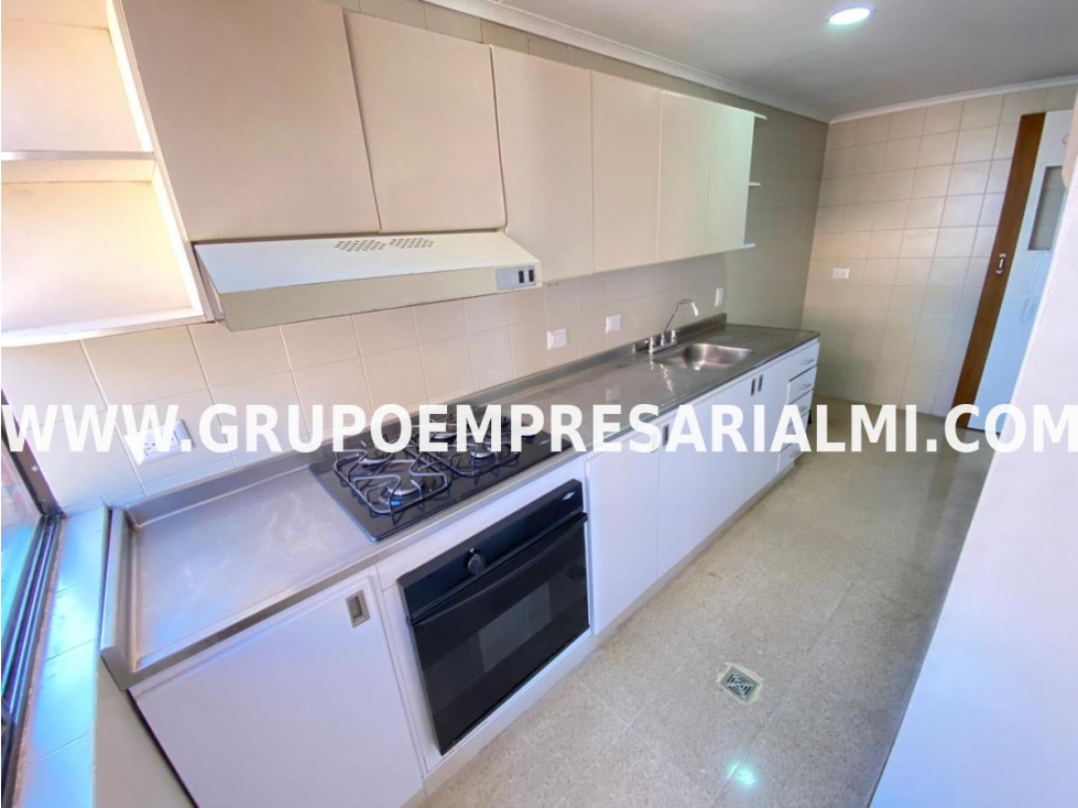 LINDO APARTAMENTO EN ARRIENDO - SECTOR SANTA TERESITA COD: 30613 — foto 6