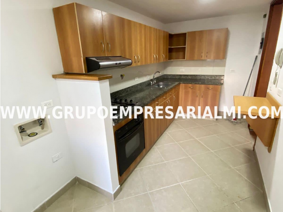 LINDO APARTAMENTO EN ARRIENDO - SECTOR LOS BALSOS COD: 30702 — foto 5