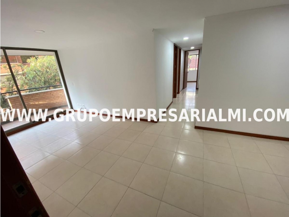 LINDO APARTAMENTO EN ARRIENDO - SECTOR LOS BALSOS COD: 30702 — foto 2