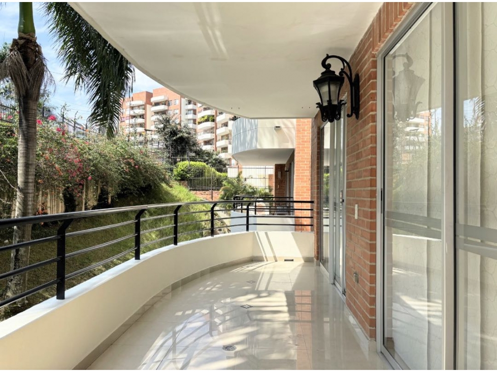 Lindo Apartamento en Bellavista, Cali