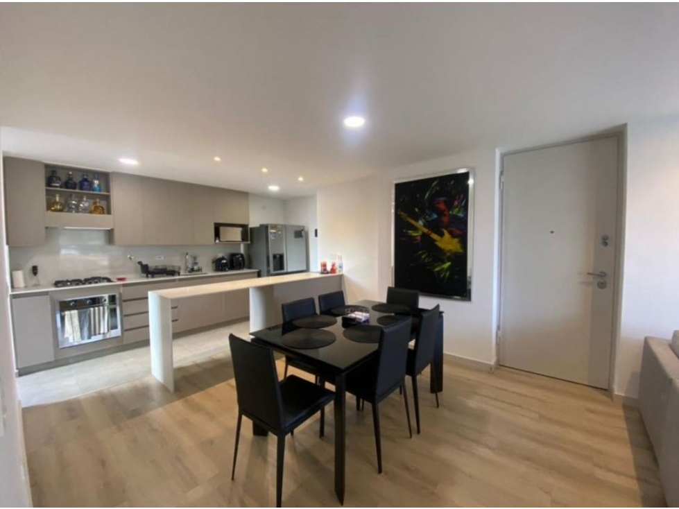 LINDO APARTAMENTO EN ENVIGADO SECTOR CUMBRES PISO ALTO — foto 3